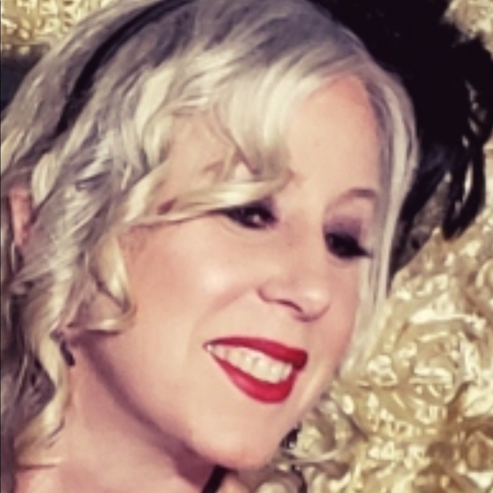 Meet your Posher, Natasha